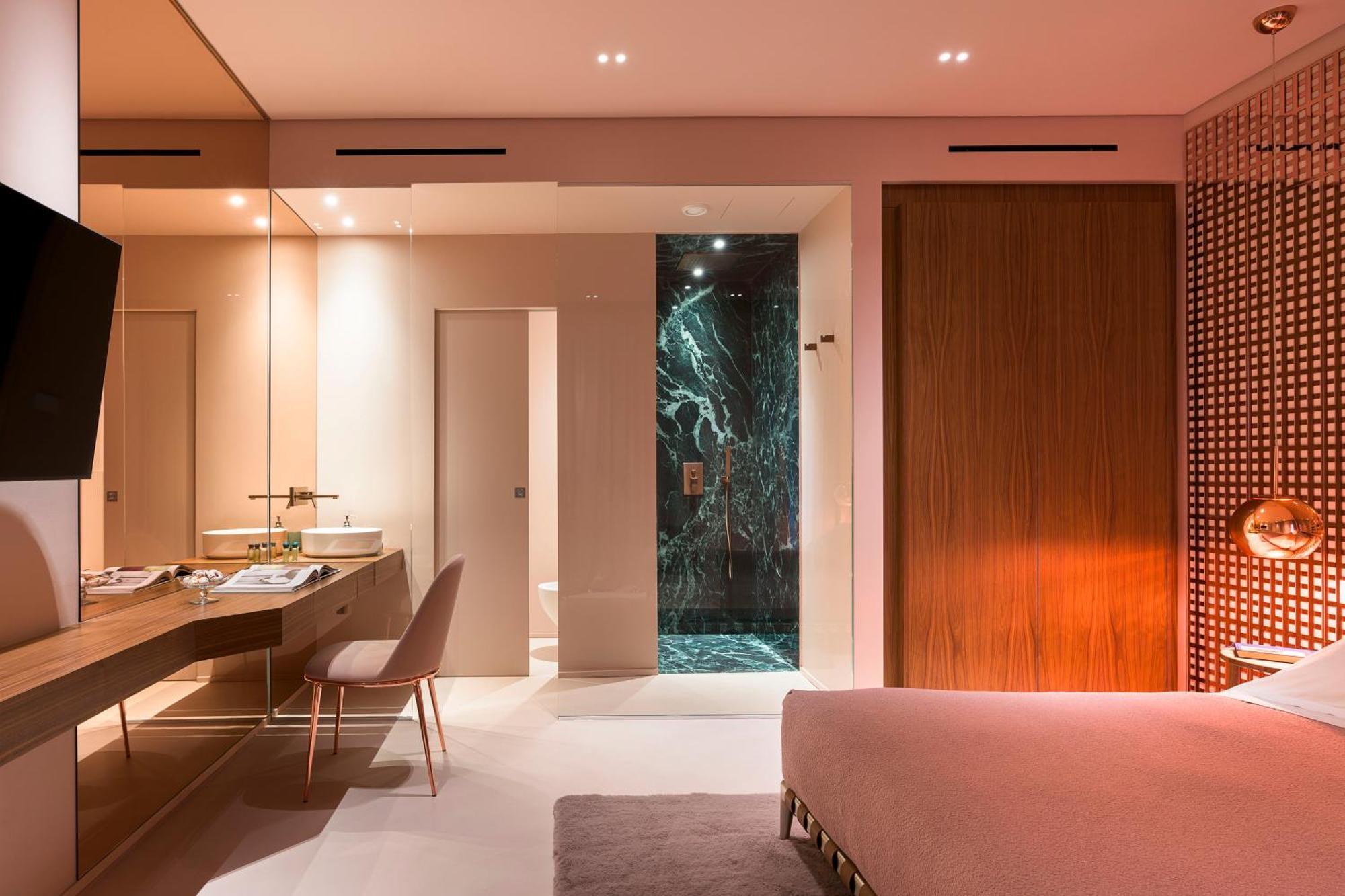 Infinity Aparthotel *