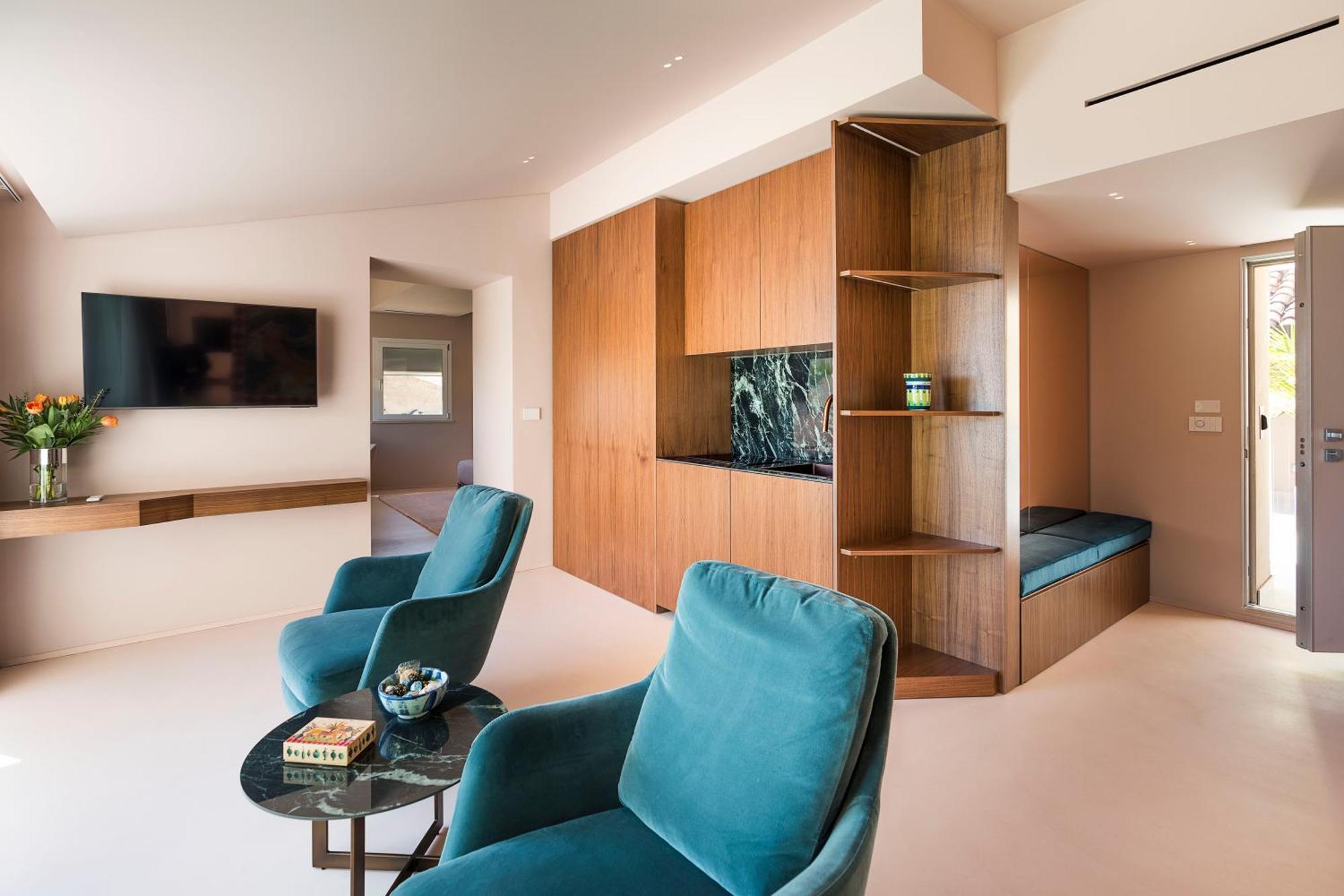 Aparthotel Infinity