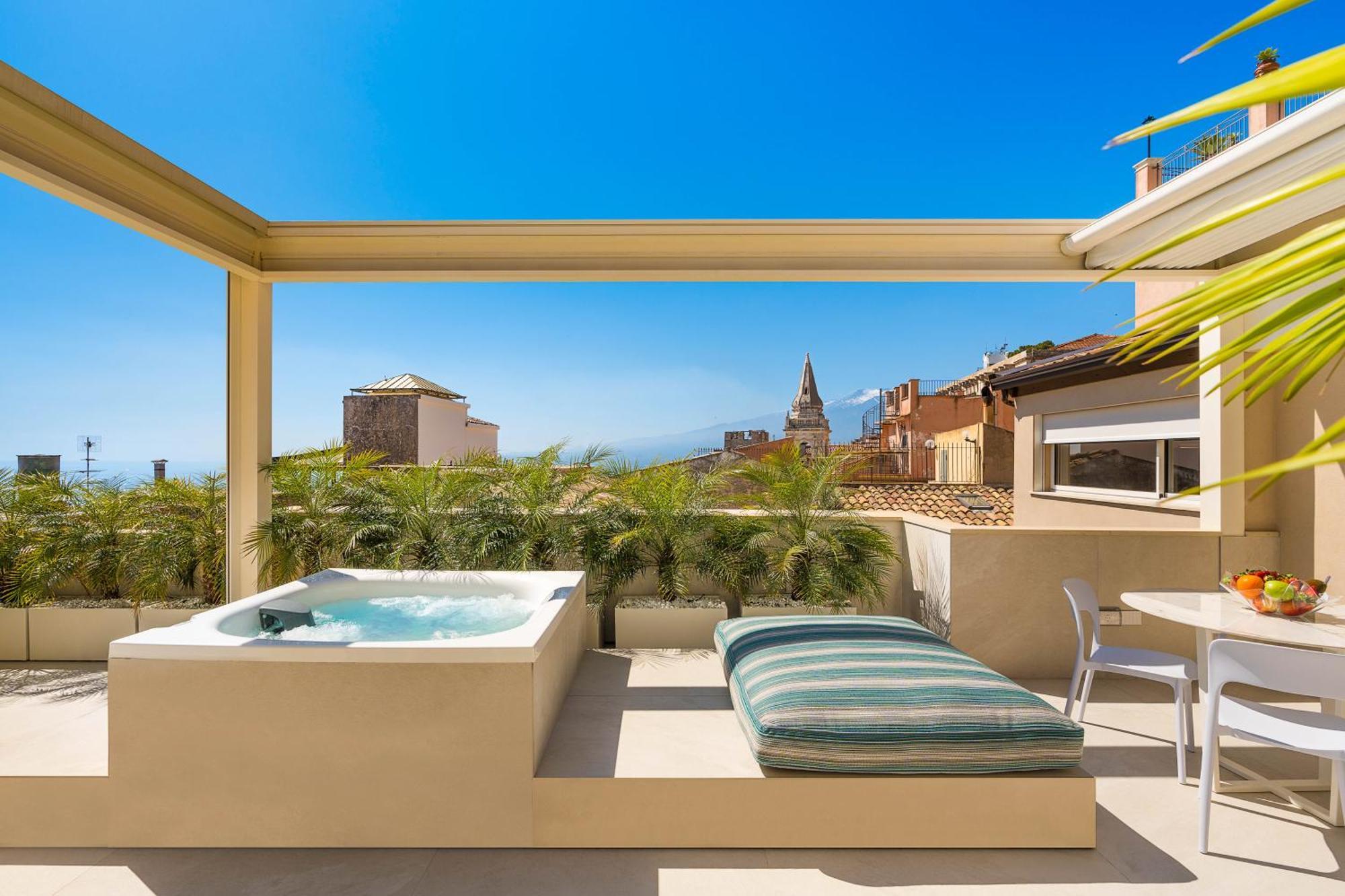 Infinity Aparthotel *